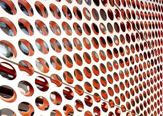 Het geperforeerde Aluminiumblad, Aluminium Geperforeerd Metaalcomité Lichtgewicht is Geschikt voor Architecturale Decoratie