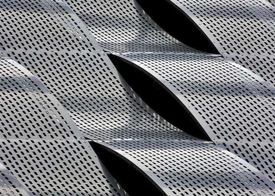 Het geperforeerde Aluminiumblad, Aluminium Geperforeerd Metaalcomité Lichtgewicht is Geschikt voor Architecturale Decoratie