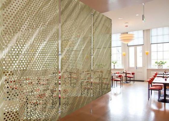 De geperforeerde Muur van de Metaalverdeling – Aantrekkelijk en Artistiek Siereffect voor het Ruimteontwerp van de Verdelingsmuur