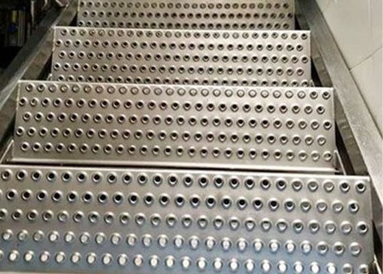 Geperst anti-slip trappen Trappen om de veiligheid te garanderen