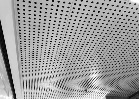 1.5 mm dikte aluminium geperforeerd metalen plafond monolithisch uiterlijk voor retrofits