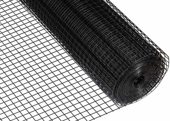 PVC-gecoat gelast draadnet gebruikt als hekken, decoratie, beveiliging van machines en tomatenkooien