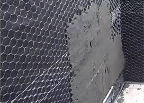 Zeshoekig gaas gebruikt als stucgaas ter versterking van dak en muur